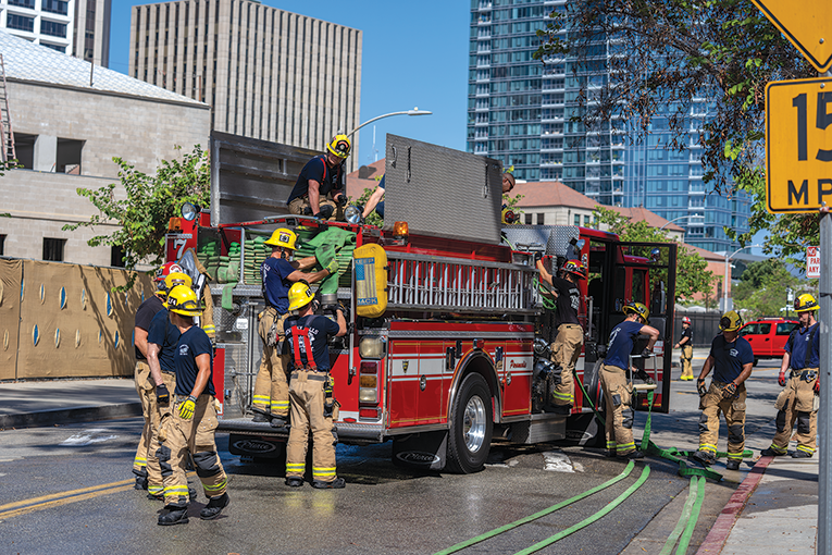 BHUSD hosts fire department training - Beverly Press & Park Labrea News